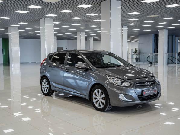 Hyundai Solaris I с пробегом 2012 года, цена 630 000 рублей, 204660 км, хэтчбек, Автокод Объявления