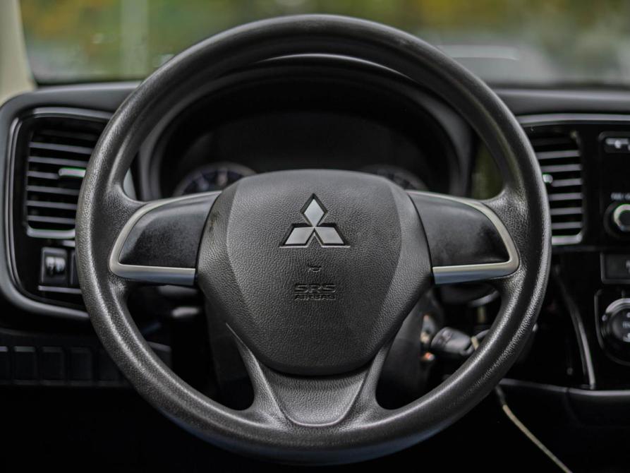 Mitsubishi Outlander III Рестайлинг Санкт-Петербург  - изображение 6