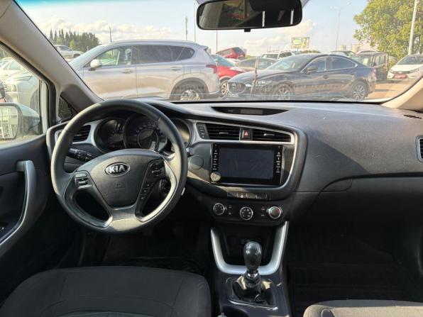 Kia Ceed II Рестайлинг с пробегом 2016 года, цена 930 000 рублей, 149500 км, хэтчбек, Автокод Объявления