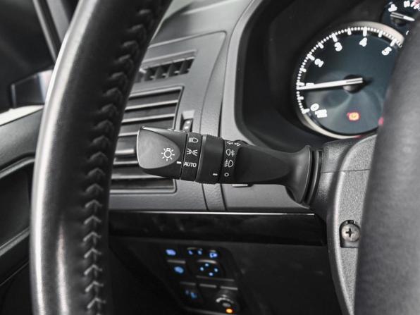 Toyota Land Cruiser Prado 150 Series Рестайлинг 3 с пробегом 2022 года, цена 5 749 000 рублей, 65822 км, внедорожник, Автокод Объявления