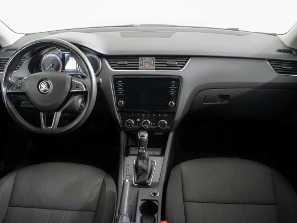 Skoda Octavia III (A7) Рестайлинг с пробегом 2018 года, цена 1 770 000 рублей, 204747 км, лифтбек, Автокод Объявления