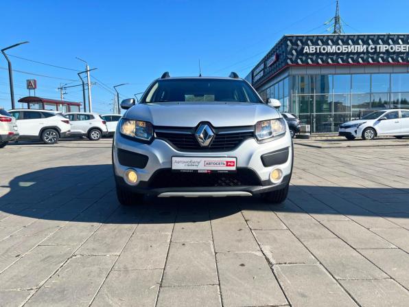 Renault Sandero II с пробегом 2017 года, цена 1 050 000 рублей, 120531 км, хэтчбек, Автокод Объявления
