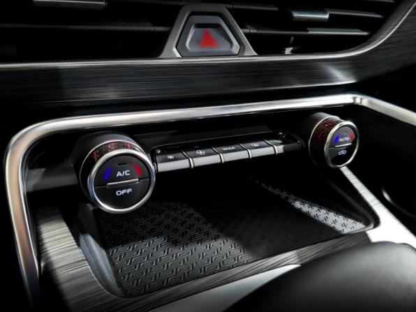 Geely Tugella I Рестайлинг с пробегом 2022 года, цена 2 828 000 рублей, 28365 км, внедорожник, Автокод Объявления