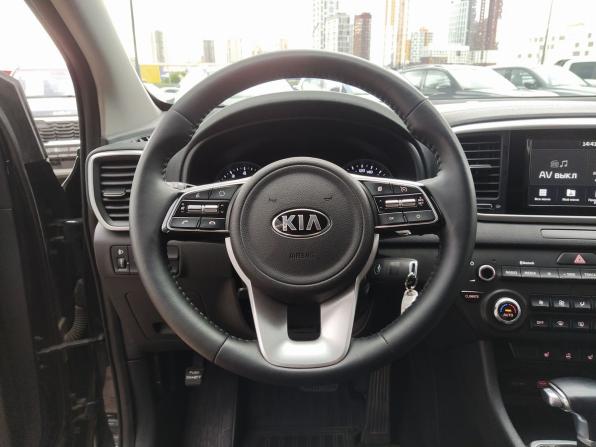 Kia Sportage IV Рестайлинг с пробегом 2018 года, цена 2 100 000 рублей, 104465 км, внедорожник, Автокод Объявления