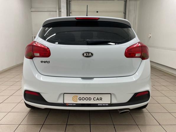 Kia Ceed II с пробегом 2013 года, цена 930 000 рублей, 186049 км, хэтчбек, Автокод Объявления