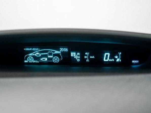Toyota Prius III (XW30) с пробегом 2009 года, цена 1 050 000 рублей, 157095 км, лифтбек, Автокод Объявления