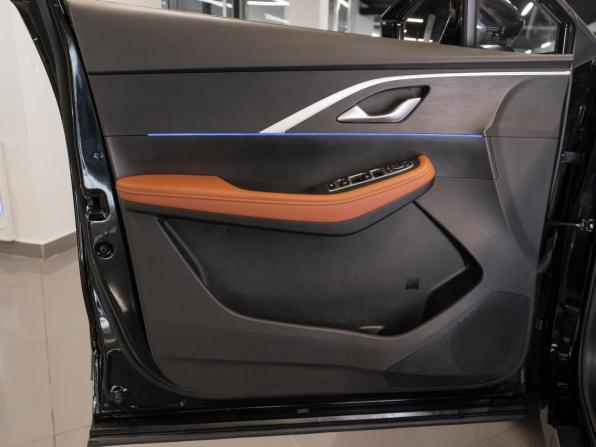 Omoda C5 I с пробегом 2023 года, цена 1 750 000 рублей, 32843 км, внедорожник, Автокод Объявления