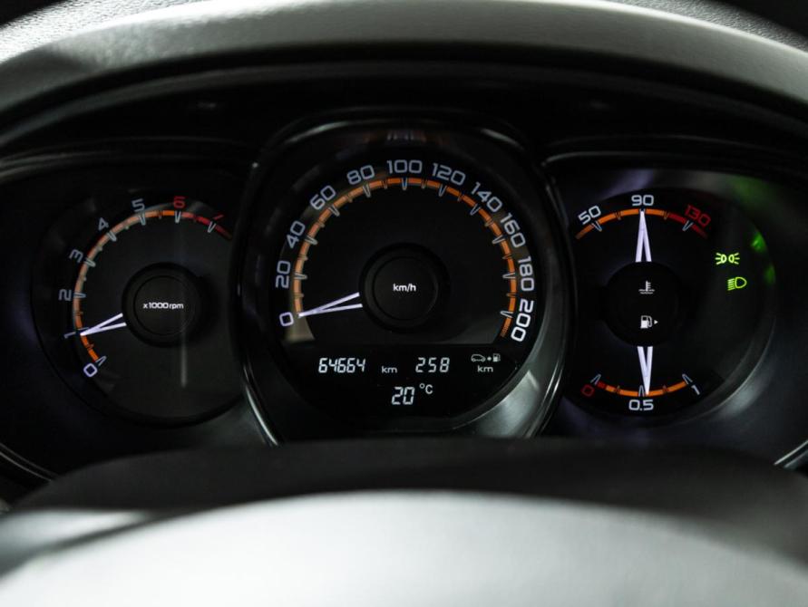 Lada (ВАЗ) Vesta I Санкт-Петербург  - изображение 12