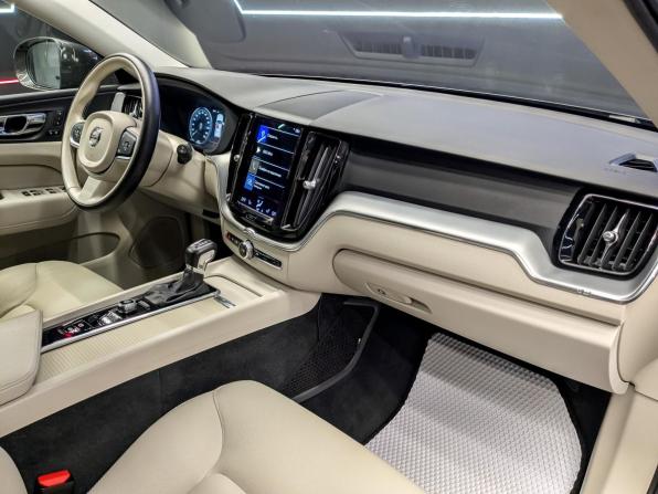 Volvo XC60 II с пробегом 2020 года, цена 3 955 000 рублей, 74072 км, внедорожник, Автокод Объявления