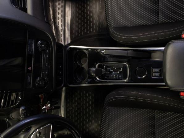 Mitsubishi Outlander III Рестайлинг 3 с пробегом 2019 года, цена 2 295 000 рублей, 110235 км, внедорожник, Автокод Объявления