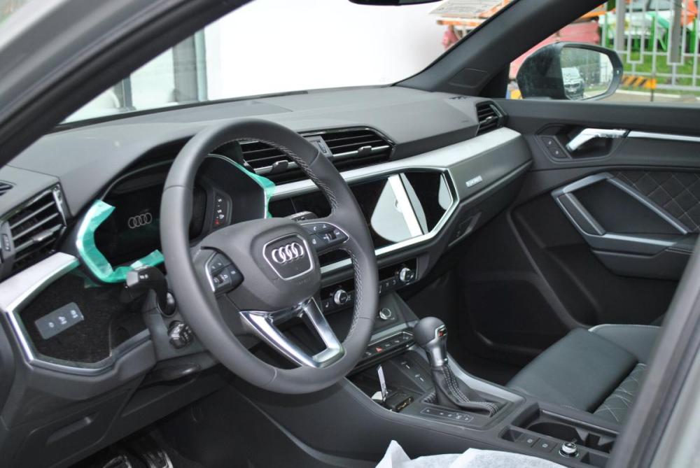 Audi Q3 II (F3) Москва  - изображение 9