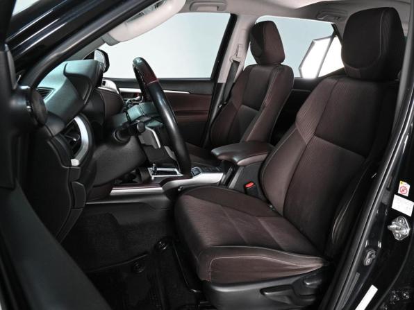 Toyota Fortuner II с пробегом 2019 года, цена 3 250 000 рублей, 134175 км, внедорожник, Автокод Объявления