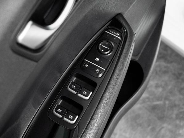 Kia Optima IV Рестайлинг с пробегом 2018 года, цена 1 700 000 рублей, 180231 км, седан, Автокод Объявления