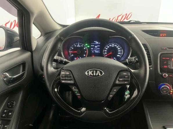 Kia Cerato III Рестайлинг (Classic) с пробегом 2019 года, цена 1 295 000 рублей, 135000 км, седан, Автокод Объявления