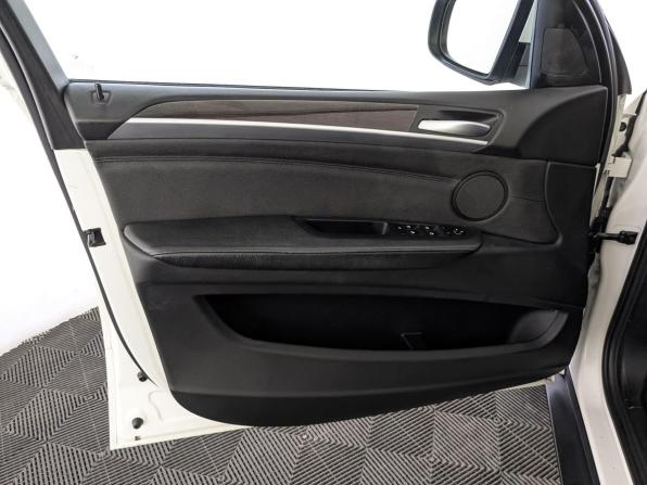 BMW X5 II (E70) Рестайлинг с пробегом 2013 года, цена 2 900 000 рублей, 148749 км, внедорожник, Автокод Объявления
