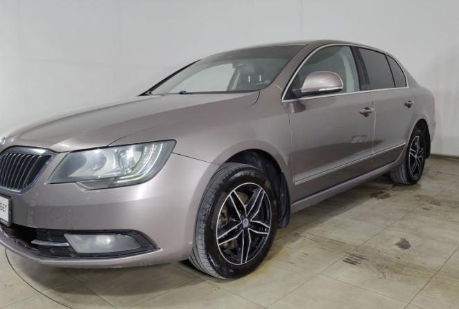 Skoda Superb II с пробегом 2013 года, цена 920 000 рублей, 275970 км, лифтбек, Автокод Объявления