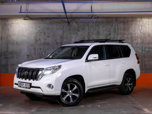 Toyota Land Cruiser Prado 150 Series Рестайлинг 1 с пробегом 2016 года, цена 3 750 000 рублей, 211529 км, внедорожник, Автокод Объявления