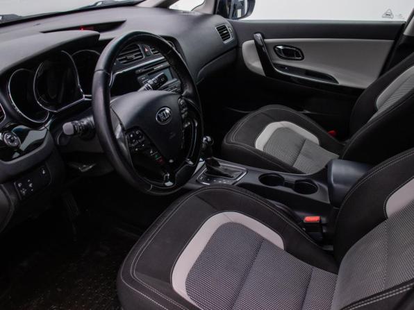 Kia Ceed II Рестайлинг с пробегом 2015 года, цена 1 080 000 рублей, 129432 км, хэтчбек, Автокод Объявления
