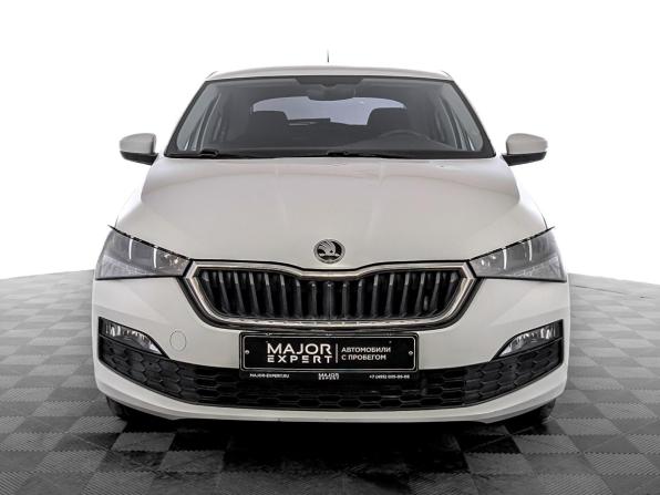 Skoda Rapid II с пробегом 2022 года, цена 1 600 000 рублей, 93487 км, лифтбек, Автокод Объявления