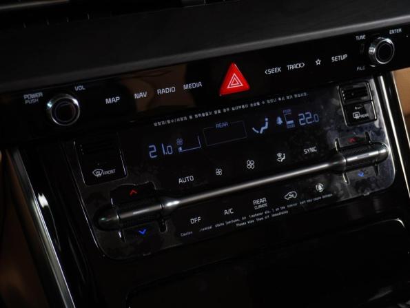 Kia Carnival IV с пробегом 2021 года, цена 3 899 000 рублей, 88961 км, минивэн, Автокод Объявления