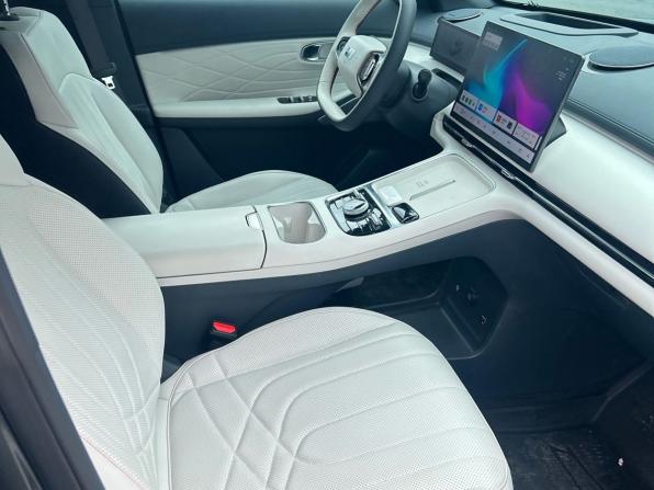 Geely Galaxy L7 с пробегом 2025 года, цена 3 048 000 рублей, 8923 км, внедорожник, Автокод Объявления