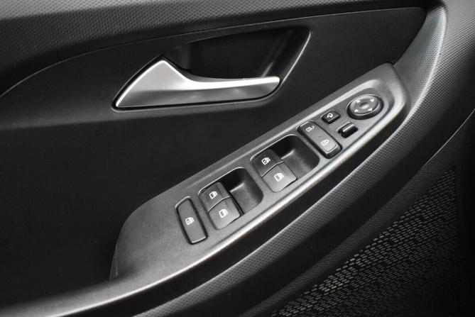 Hyundai Creta II с пробегом 2021 года, цена 1 800 000 рублей, 162344 км, внедорожник, Автокод Объявления