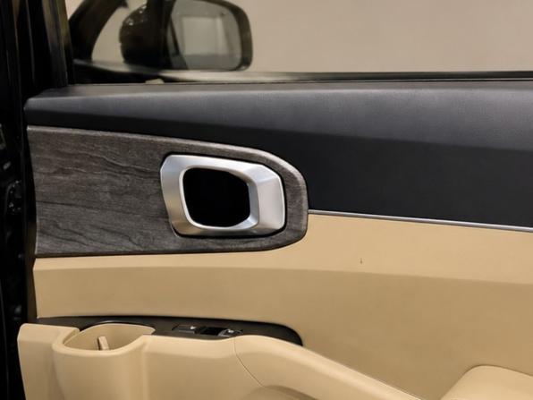 Kia Sorento IV с пробегом 2021 года, цена 3 145 000 рублей, 97000 км, внедорожник, Автокод Объявления