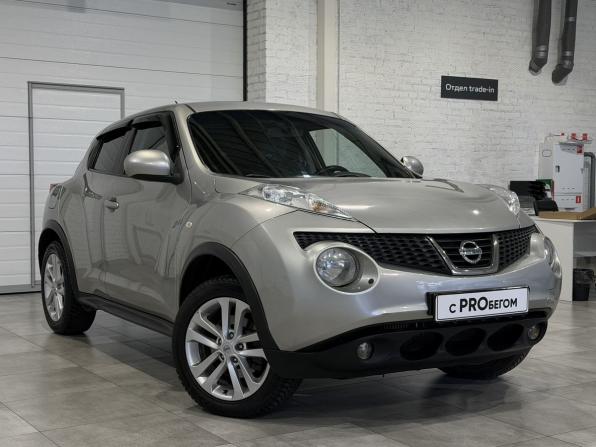 Nissan Juke I с пробегом 2012 года, цена 950 000 рублей, 231320 км, внедорожник, Автокод Объявления