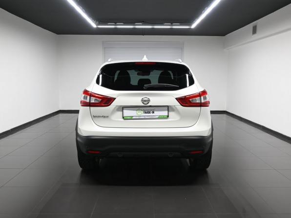 Nissan Qashqai II с пробегом 2017 года, цена 1 575 000 рублей, 140755 км, внедорожник, Автокод Объявления