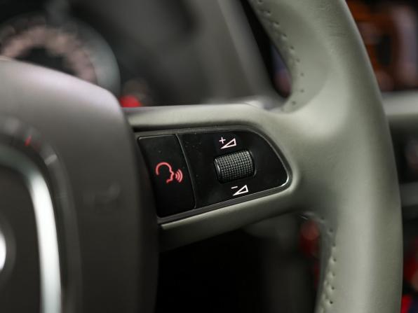 Audi Q5 I (8R) с пробегом 2012 года, цена 1 399 000 рублей, 275044 км, внедорожник, Автокод Объявления