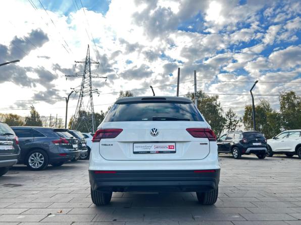 Volkswagen Tiguan II с пробегом 2018 года, цена 2 077 000 рублей, 168283 км, внедорожник, Автокод Объявления