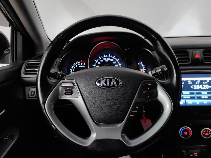 Kia Rio III Рестайлинг Подольск  - изображение 11
