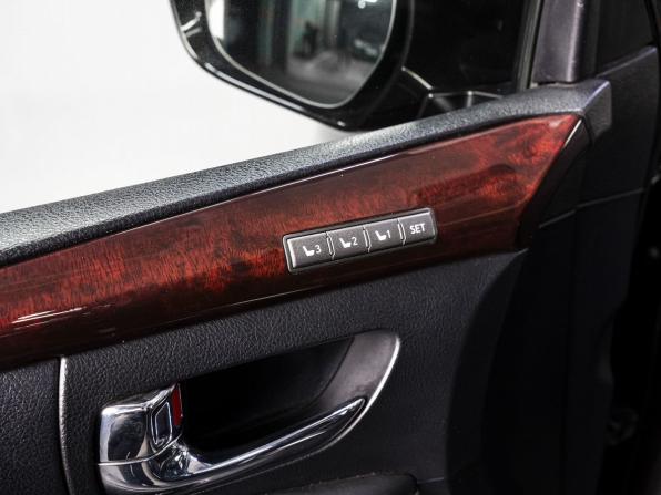 Lexus LX III с пробегом 2011 года, цена 3 999 000 рублей, 296001 км, внедорожник, Автокод Объявления