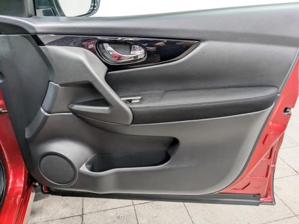 Nissan Qashqai II с пробегом 2017 года, цена 1 630 000 рублей, 99452 км, внедорожник, Автокод Объявления