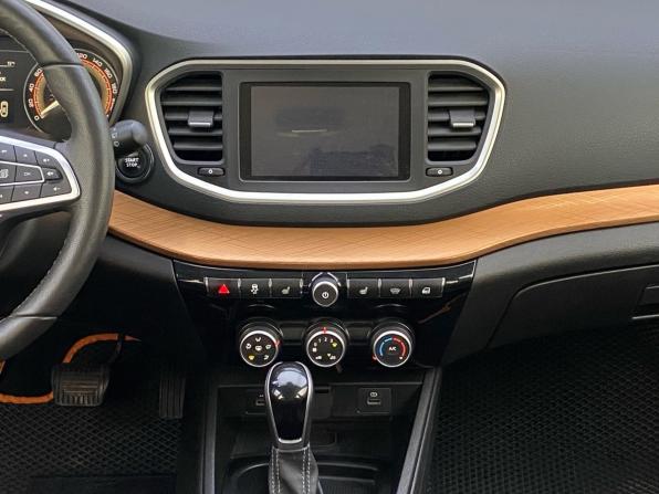 Lada (ВАЗ) Vesta I Рестайлинг (NG) с пробегом 2024 года, цена 1 399 000 рублей, 65681 км, универсал, Автокод Объявления