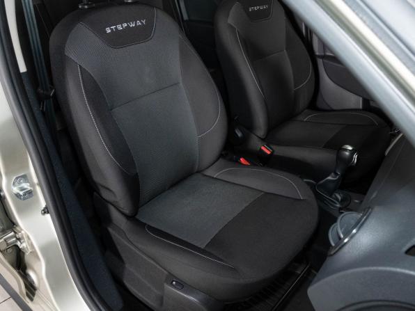Renault Sandero II Рестайлинг с пробегом 2020 года, цена 1 360 000 рублей, 65834 км, хэтчбек, Автокод Объявления