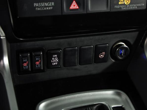 Mitsubishi Pajero Sport III с пробегом 2018 года, цена 2 699 000 рублей, 181918 км, внедорожник, Автокод Объявления