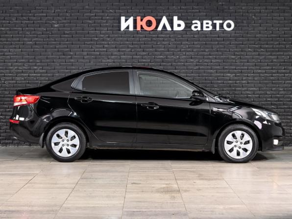 Kia Rio III Рестайлинг с пробегом 2017 года, цена 1 240 000 рублей, 104803 км, седан, Автокод Объявления