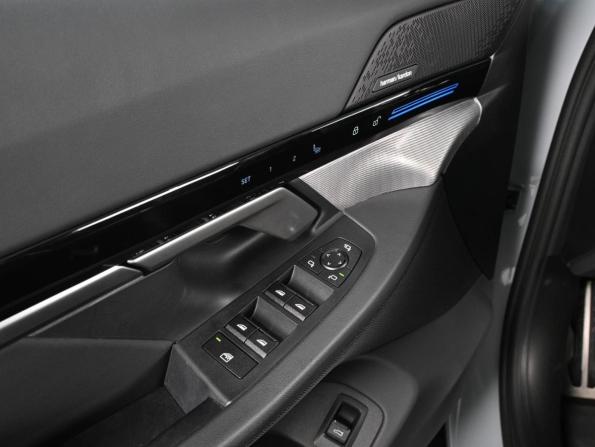 BMW 5 серии VIII (G60/G61/G68) с пробегом 2024 года, цена 7 499 000 рублей, 15000 км, седан, Автокод Объявления