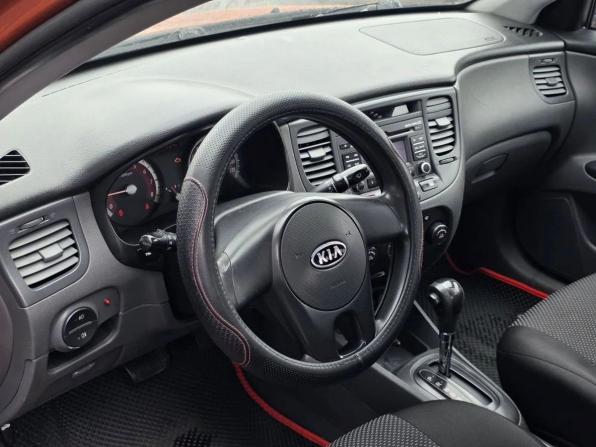 Kia Rio II Рестайлинг с пробегом 2010 года, цена 398 000 рублей, 261264 км, седан, Автокод Объявления