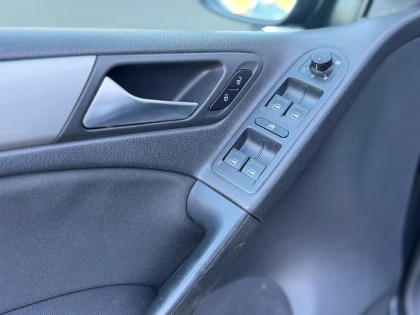 Volkswagen Golf VI с пробегом 2011 года, цена 955 000 рублей, 164350 км, хэтчбек, Автокод Объявления