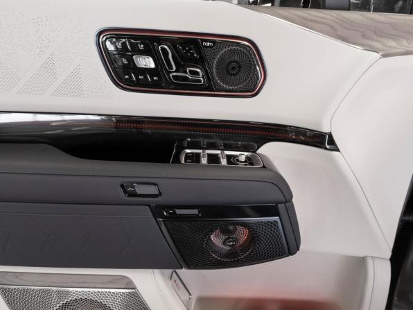 Zeekr 9X с пробегом 2025 года, цена 10 300 000 рублей, 5 км, внедорожник, Автокод Объявления