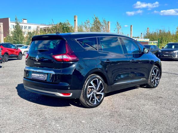Renault Scenic IV с пробегом 2017 года, цена 1 585 900 рублей, 134220 км, минивэн, Автокод Объявления