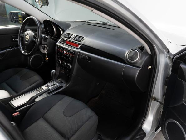 Mazda 3 I (BK) Рестайлинг с пробегом 2008 года, цена 659 000 рублей, 227731 км, седан, Автокод Объявления