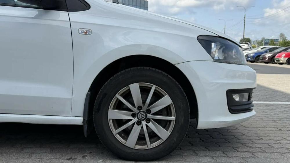 Volkswagen Polo V Рестайлинг Череповец  - изображение 5