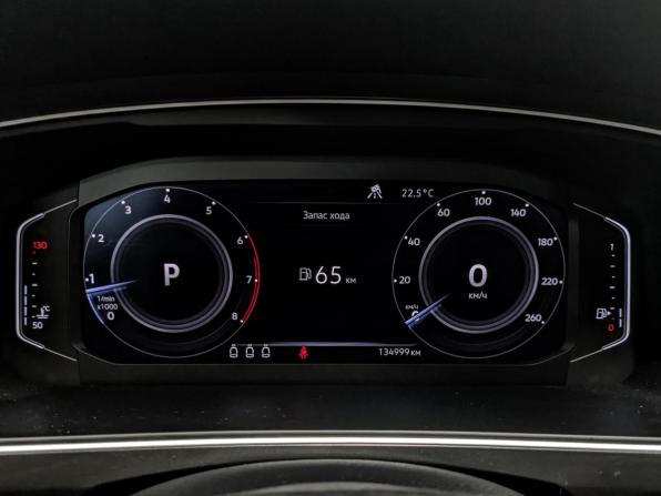 Volkswagen Tiguan II с пробегом 2019 года, цена 2 190 000 рублей, 134997 км, внедорожник, Автокод Объявления