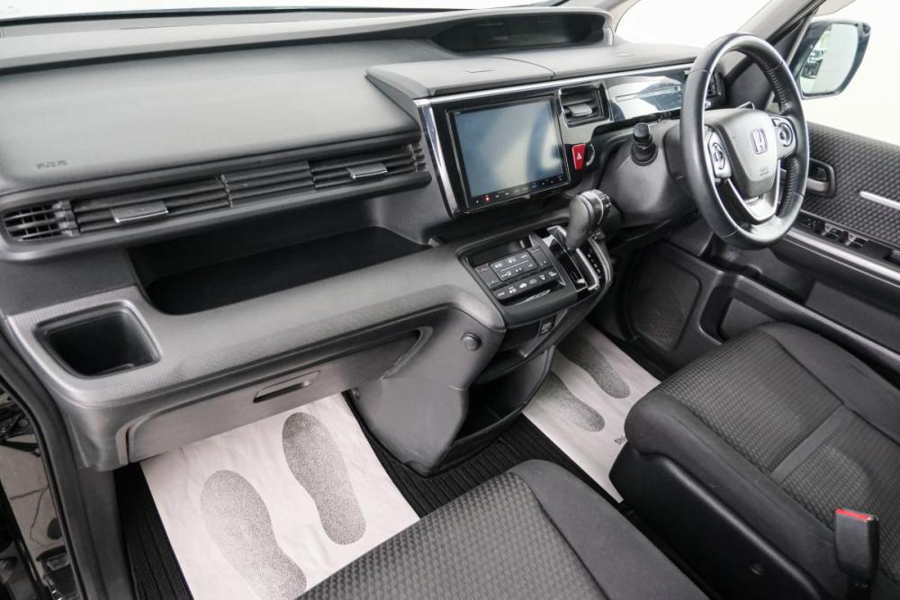 Honda Stepwgn V Красноярск  - изображение 13