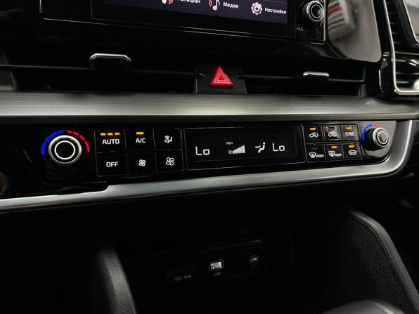 Kia Sportage V с пробегом 2023 года, цена 2 550 000 рублей, 137500 км, внедорожник, Автокод Объявления