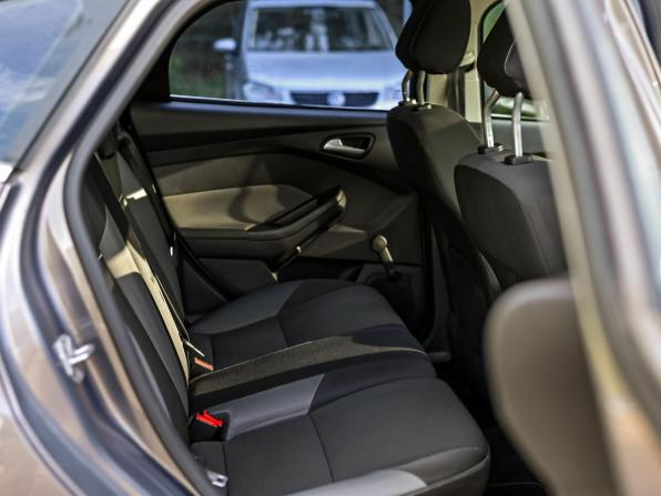 Ford Focus III с пробегом 2012 года, цена 650 000 рублей, 176961 км, хэтчбек, Автокод Объявления