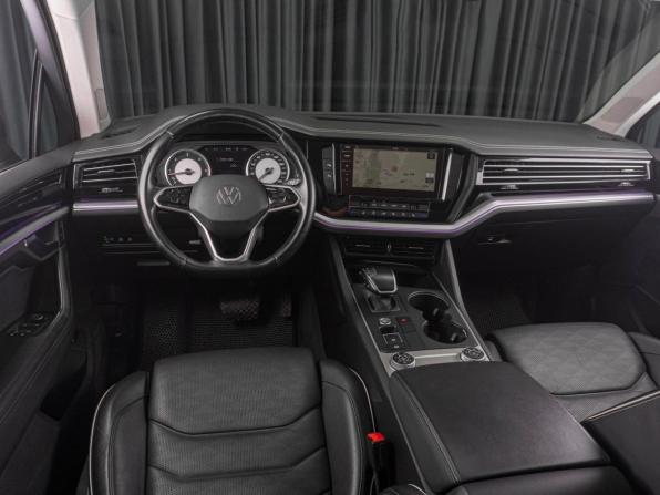 Volkswagen Touareg III с пробегом 2021 года, цена 5 999 000 рублей, 114120 км, внедорожник, Автокод Объявления
